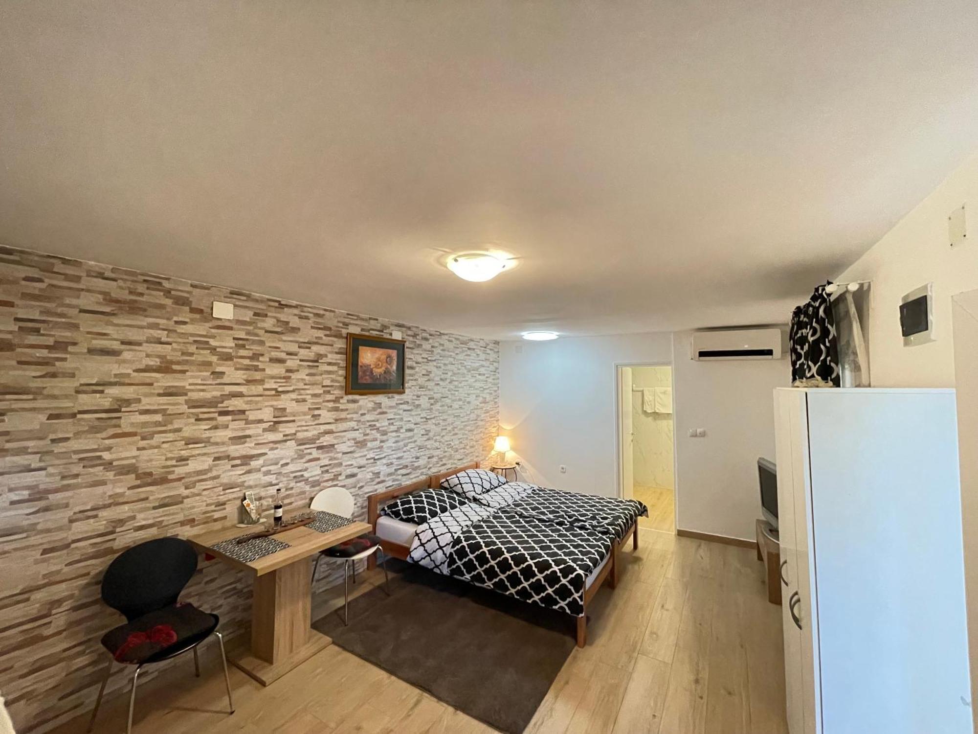 Apartment Mika Pula Eksteriør billede