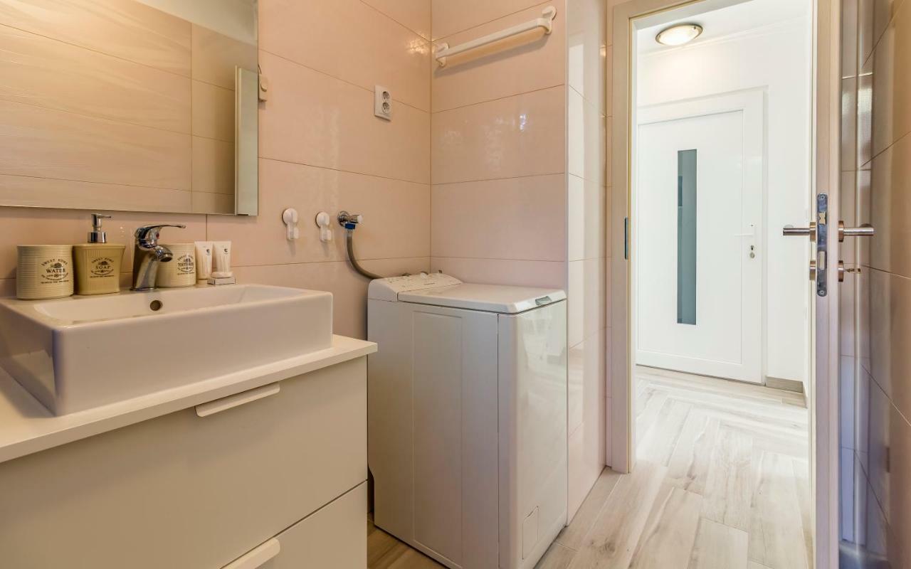 Apartment Mika Pula Eksteriør billede